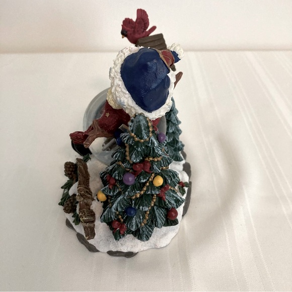 Mini Snow Globe *Snowman In A Nature Scene Holding A Snow Globe w/a Snowman - Picture 3 of 5